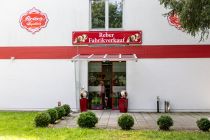 Outlet - Der Fabrikverkauf von Reber befindet sich etwas außerhalb von Bad Reichenhall, in der Nähe der Autobahn. Ein Besuch lohnt sich. • © alpintreff.de - Christian Schön